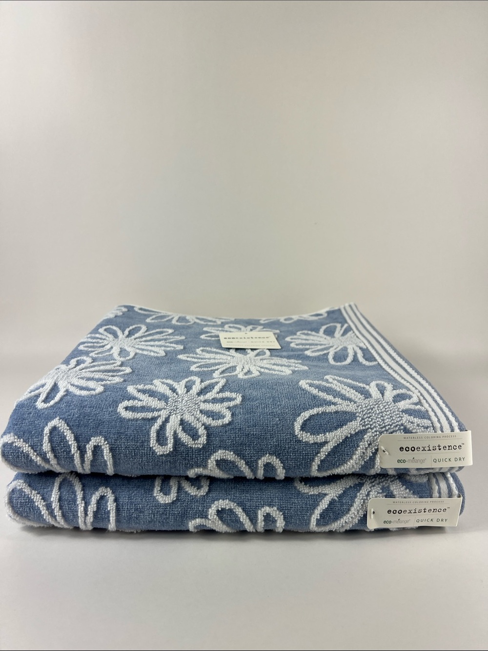 Ecoexistence Bath Towels Blue White Floral Daisy Quick-Dry Soft Cotton 2 Pc NEW